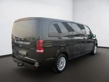 MERCEDES-BENZ V 300