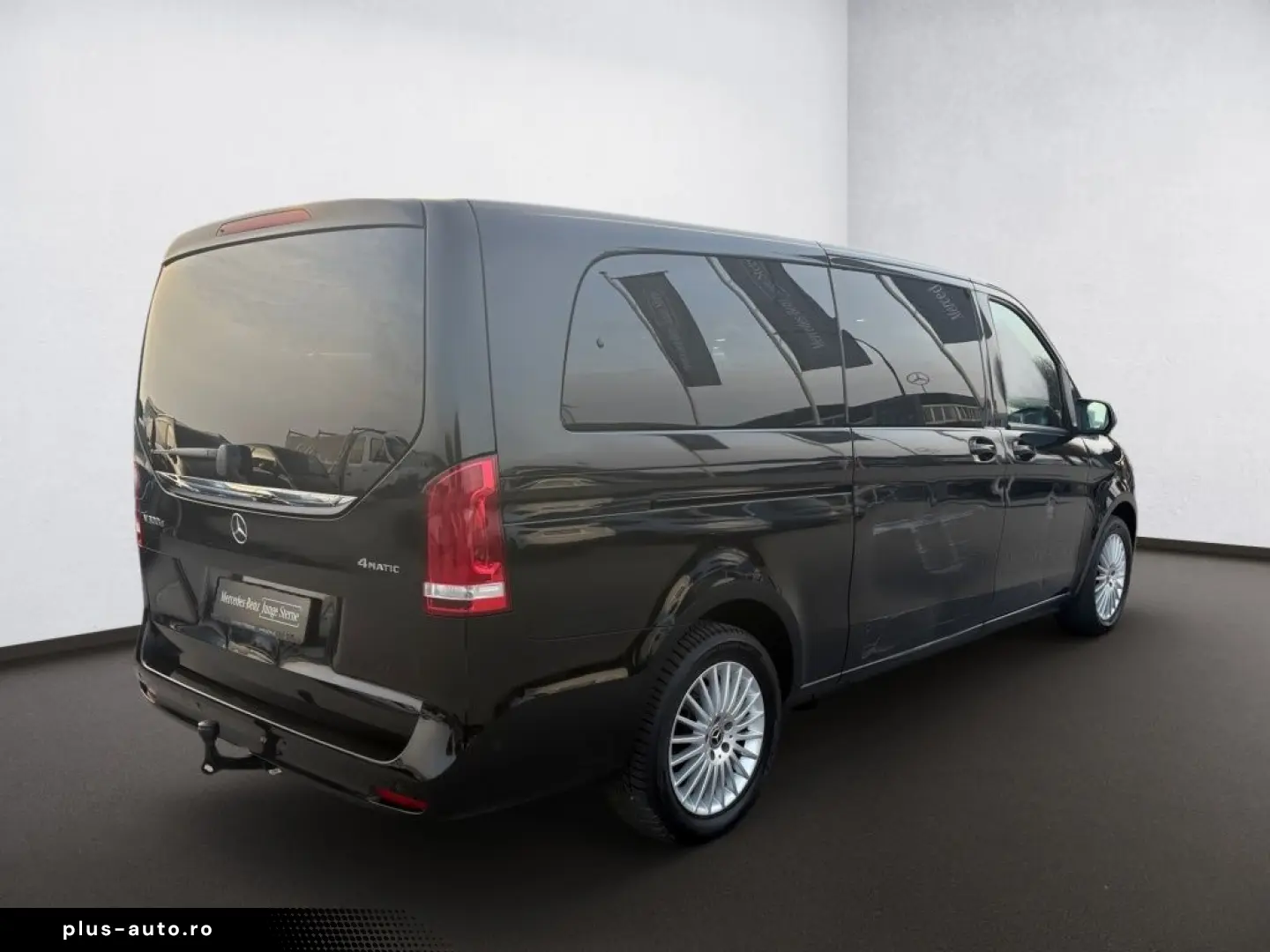 MERCEDES-BENZ V 300