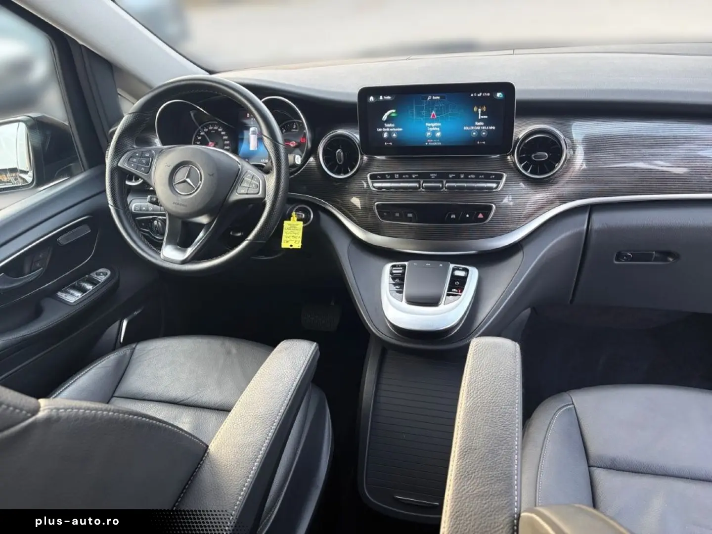 MERCEDES-BENZ V 300