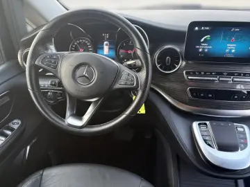 MERCEDES-BENZ V 300