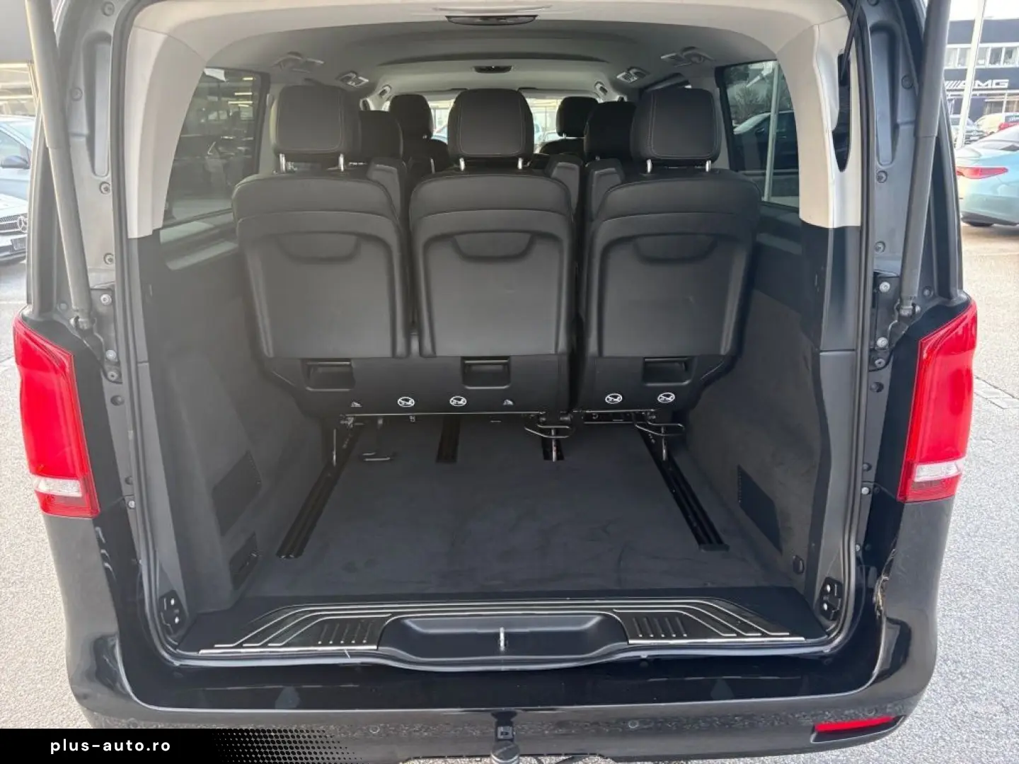 MERCEDES-BENZ V 300