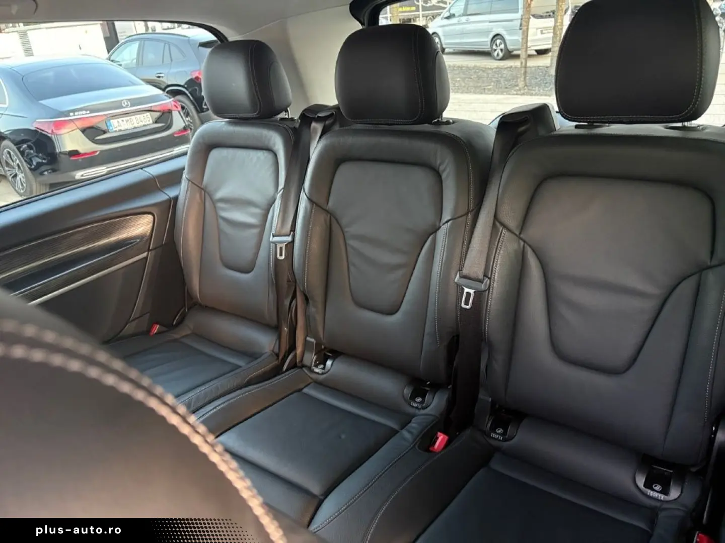 MERCEDES-BENZ V 300