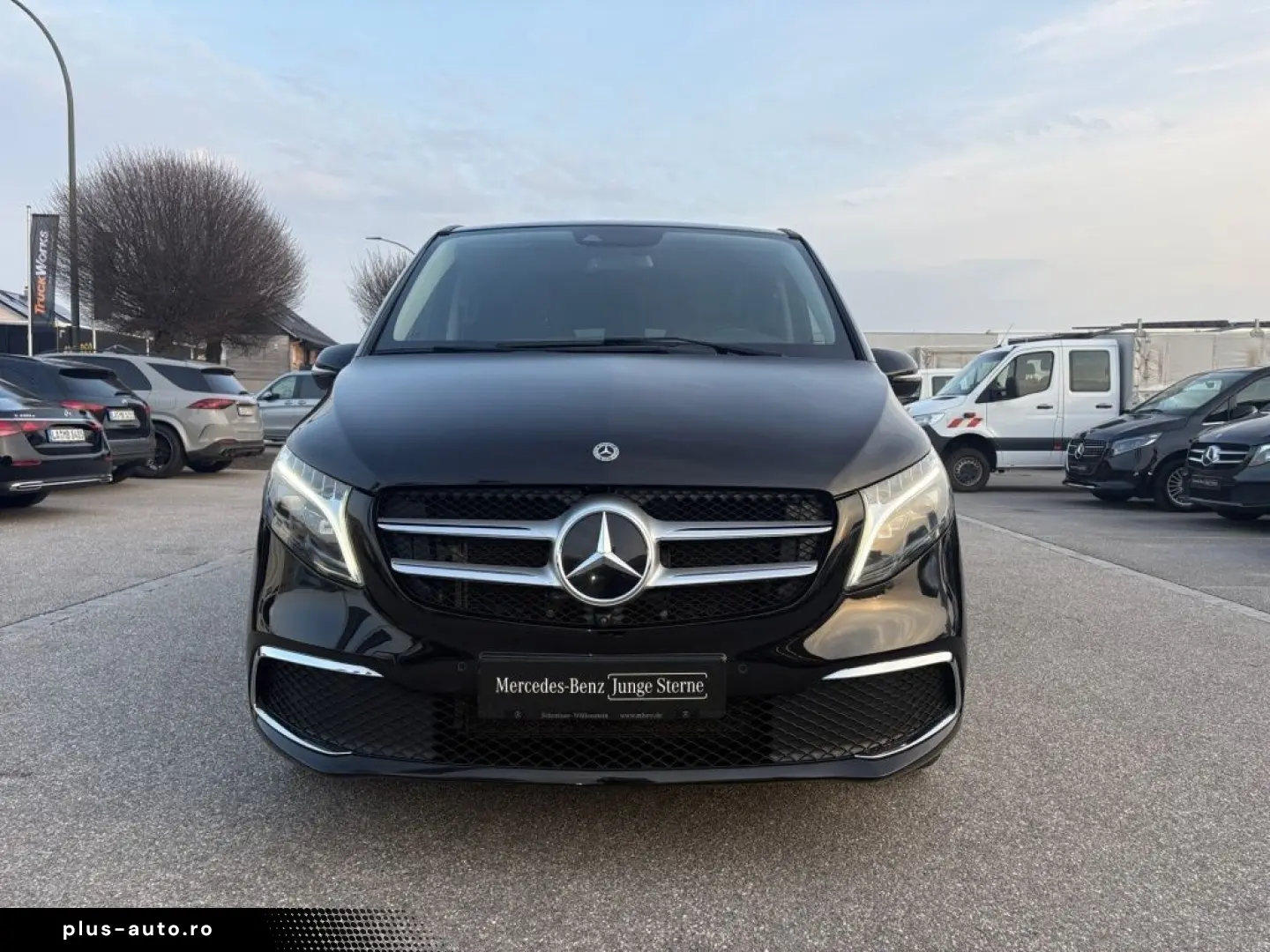 MERCEDES-BENZ V 300