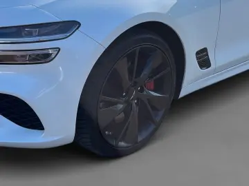 GENESIS G70 2.2 D Sport AWD