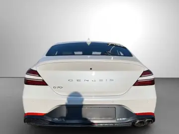 GENESIS G70 2.2 D Sport AWD