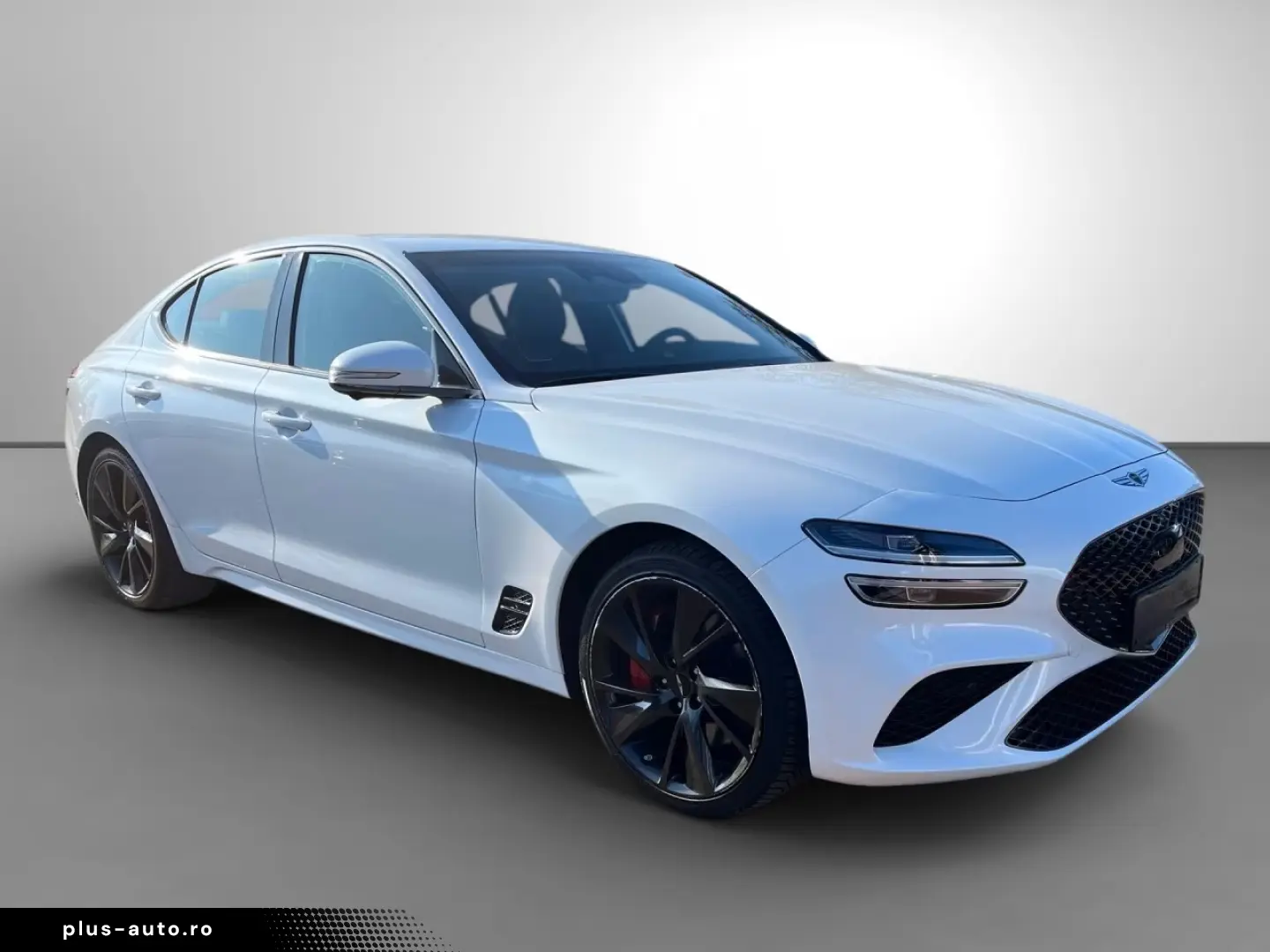 GENESIS G70 2024 — imagine 2