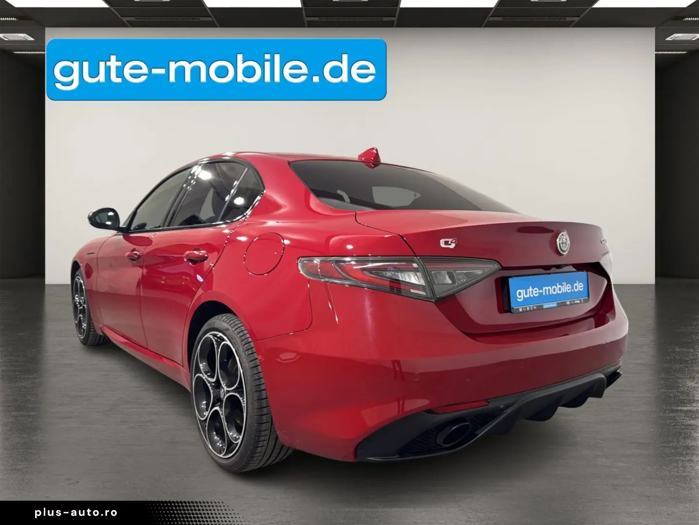 ALFA ROMEO Giulia 2.0 Competizione Q4   MATRIX   19  LM