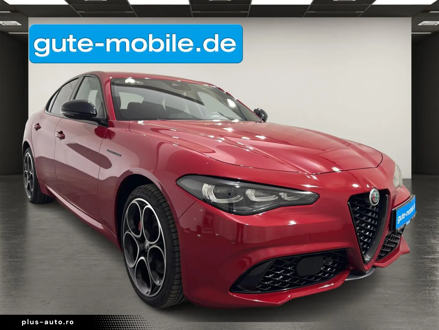 ALFA ROMEO Giulia 2.0 Competizione Q4   MATRIX   19  LM