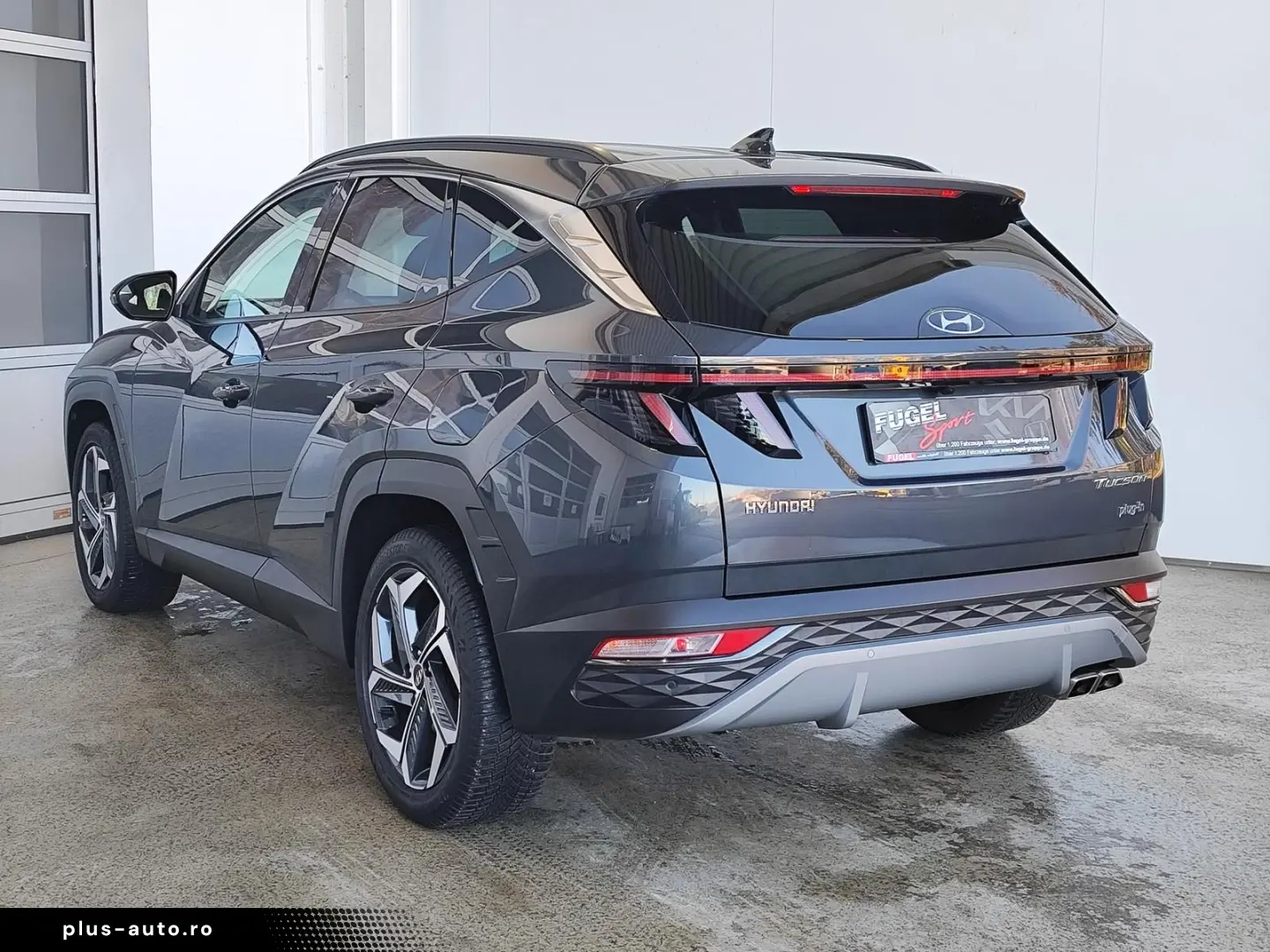 HYUNDAI TUCSON 1.6 T-GDI DCT PHEV 4WD Trend LED Navi ACC