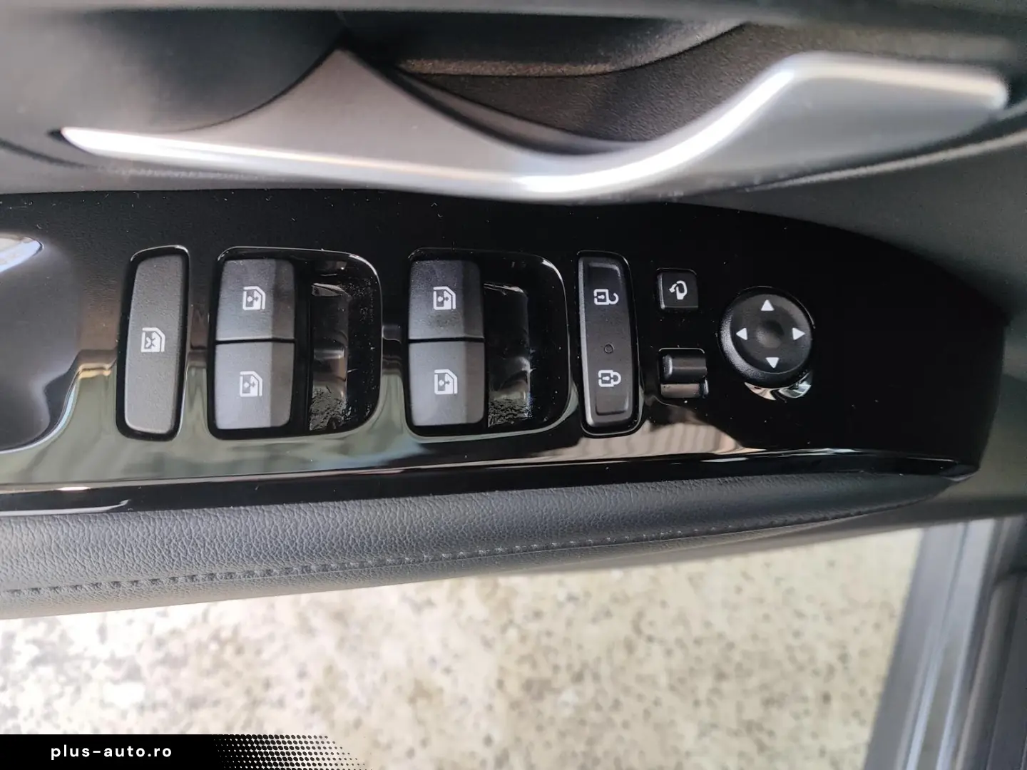 HYUNDAI TUCSON 1.6 T-GDI DCT PHEV 4WD Trend LED Navi ACC