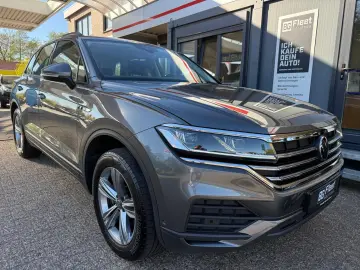 VW Touareg 4Motion Busin. Navi Leder Virt App Pano