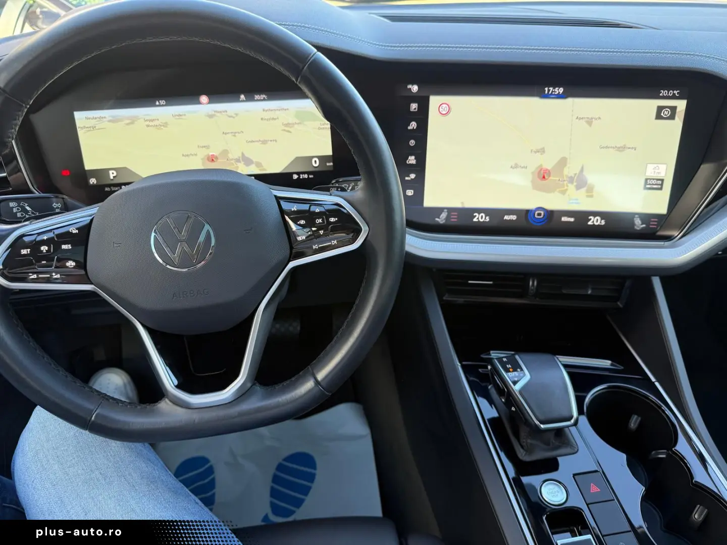 VW Touareg 4Motion Busin. Navi Leder Virt App Pano