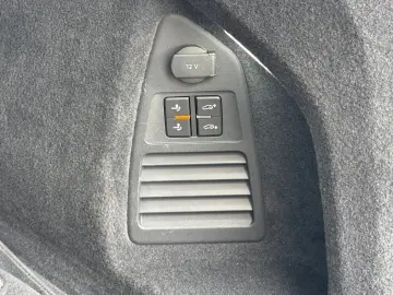 VW 3 0 TDI 4Motion Leder Matrix Navi AHK ACC LUFT