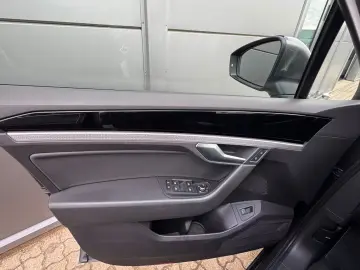VW 3 0 TDI 4Motion Leder Matrix Navi AHK ACC LUFT