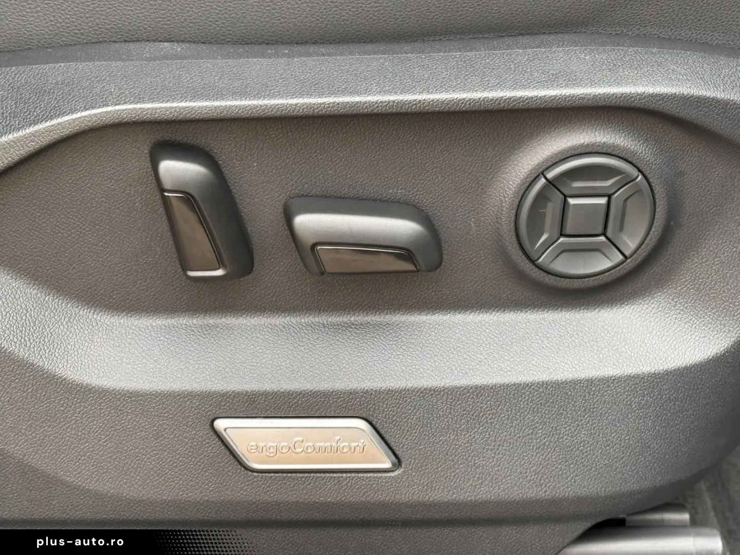VW 3 0 TDI 4Motion Leder Matrix Navi AHK ACC LUFT