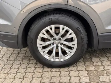 VW 3 0 TDI 4Motion Leder Matrix Navi AHK ACC LUFT