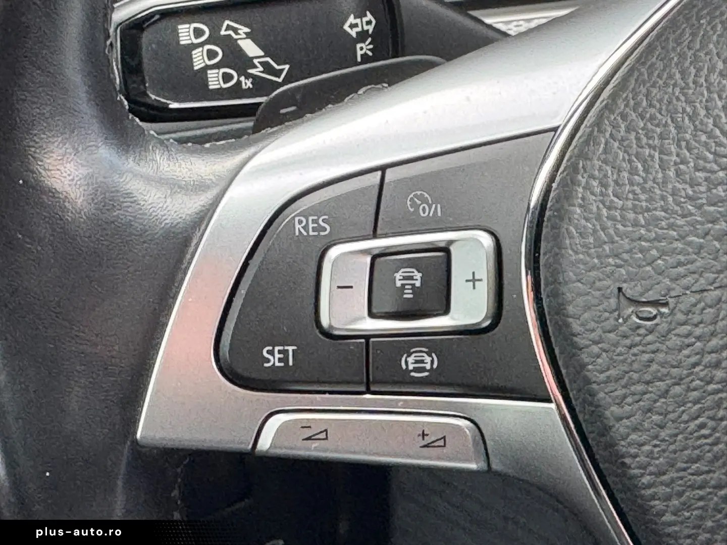 VW 3 0 TDI 4Motion Leder Matrix Navi AHK ACC LUFT