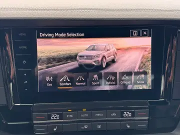 VW 3 0 TDI 4Motion Leder Matrix Navi AHK ACC LUFT