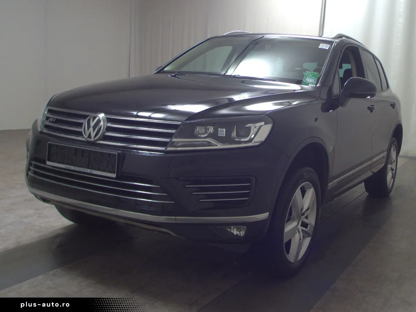 VW Touareg 3.0 TDI 4M R-Line Luft Leder Navi AHK