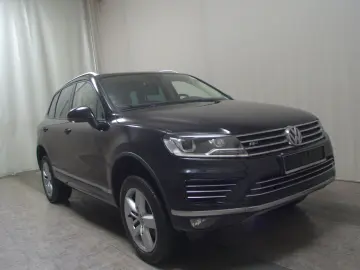 VW Touareg 3.0 TDI 4M R-Line Luft Leder Navi AHK