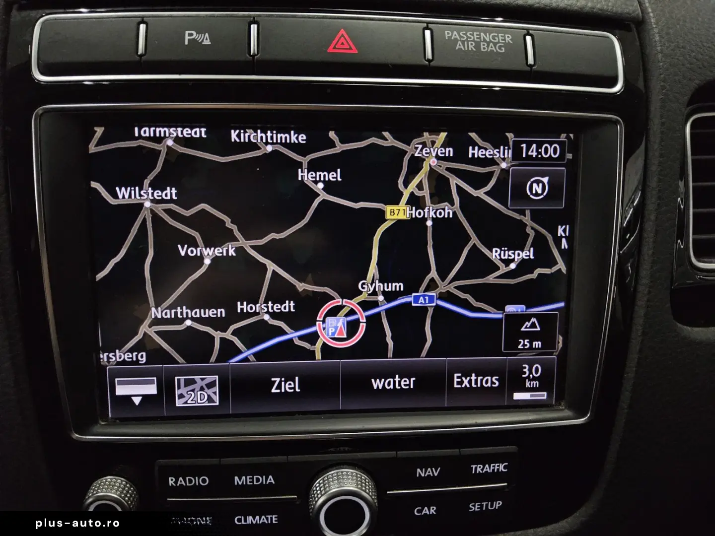 VW Touareg 3.0 TDI 4M R-Line Luft Leder Navi AHK