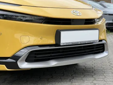TOYOTA Prius Plug-in Hybrid Advanced  Solardach 360 Kam