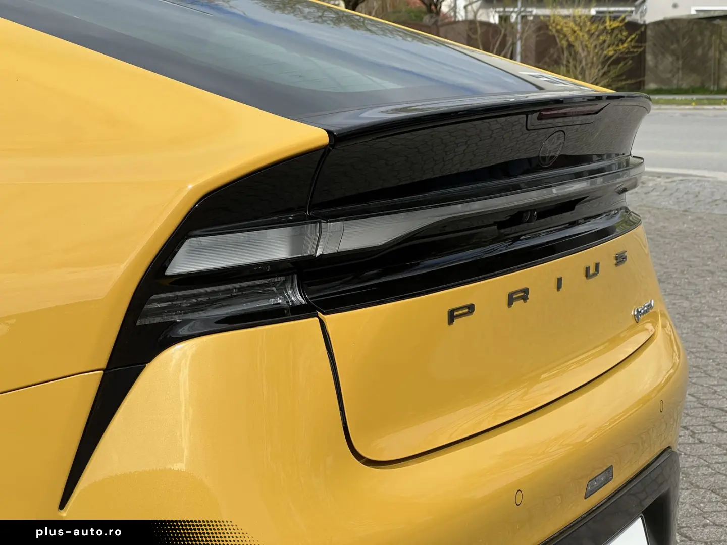 TOYOTA Prius Plug-in Hybrid Advanced  Solardach 360 Kam