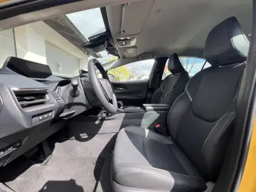 TOYOTA Prius Plug-in Hybrid Advanced  Solardach 360 Kam