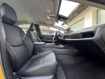 TOYOTA Prius Plug-in Hybrid Advanced  Solardach 360 Kam