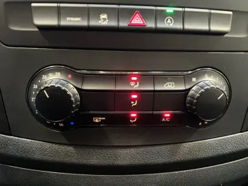MERCEDES-BENZ Vito 119 CDI Tourer Lang 9GT LED NAVI KAMERA