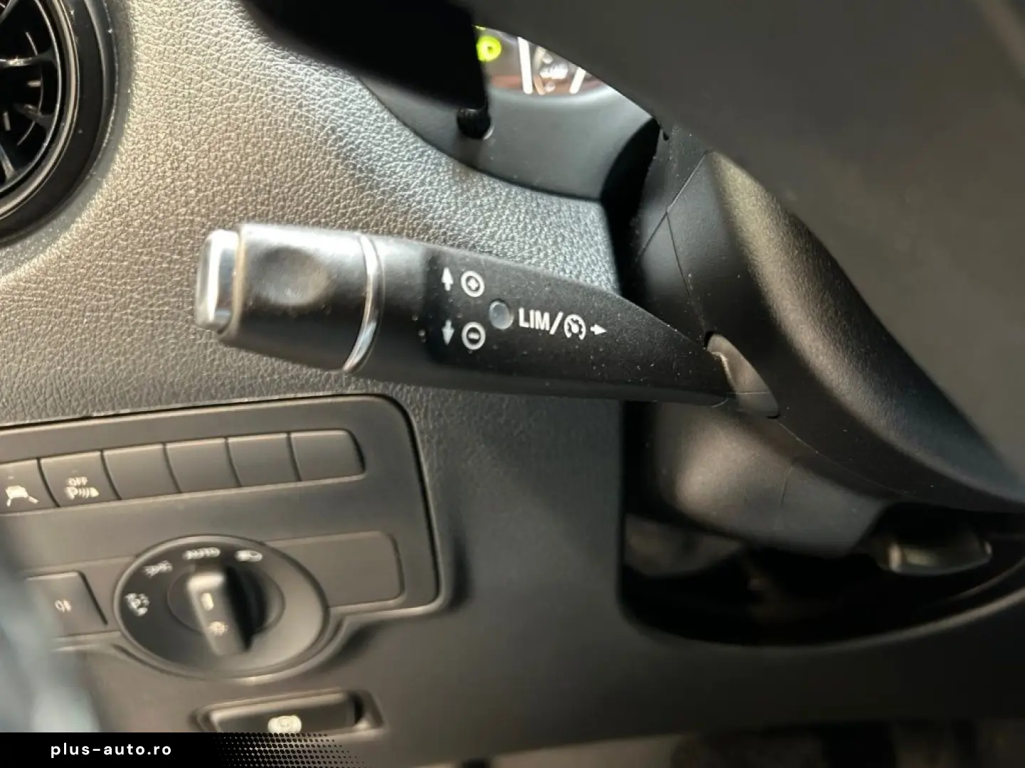 MERCEDES-BENZ Vito 119 CDI Tourer Lang 9GT LED NAVI KAMERA