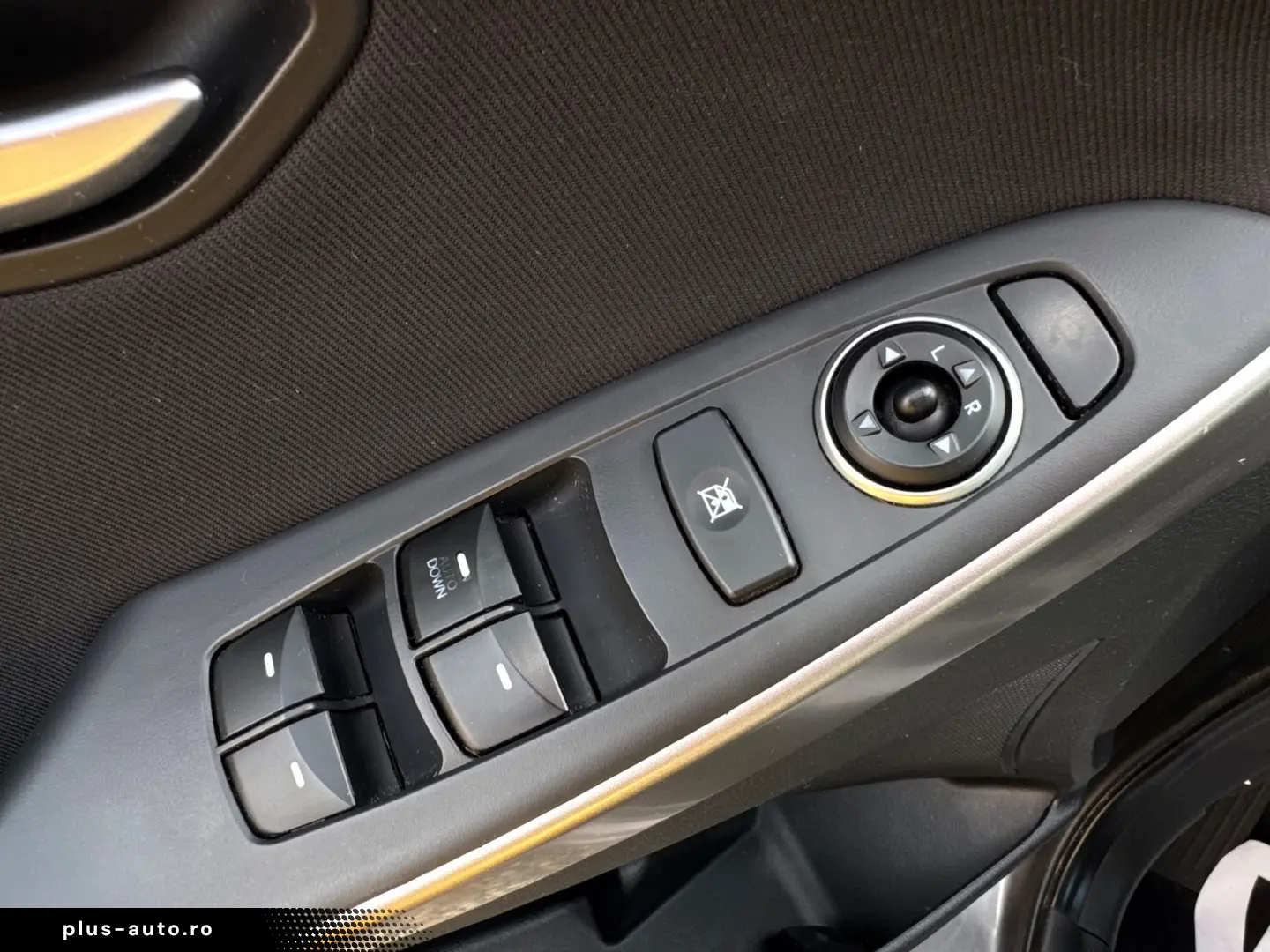 HYUNDAI i30 2013 — imagine 21