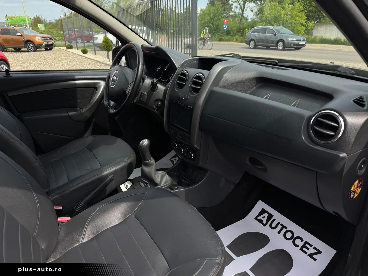 DACIA Duster 2015 — imagine 10
