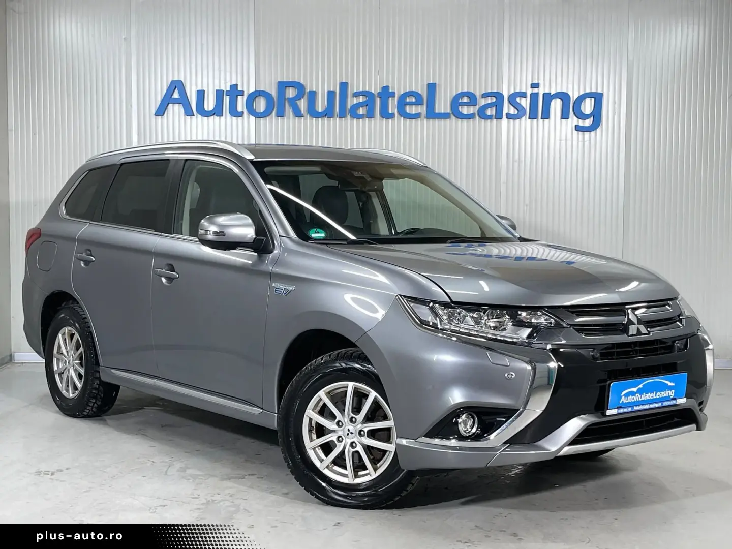 MITSUBISHI Outlander 2017 — imagine 2