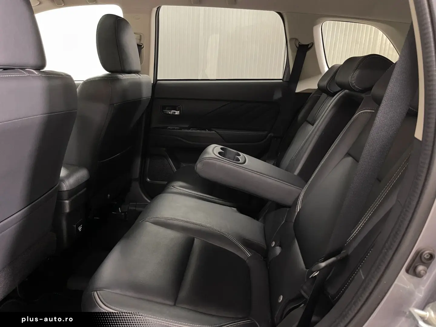 MITSUBISHI Outlander 2017 — imagine 12