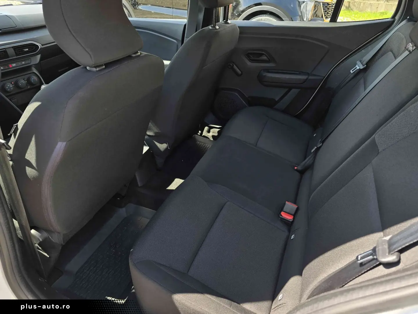 DACIA Logan 2021 — imagine 10