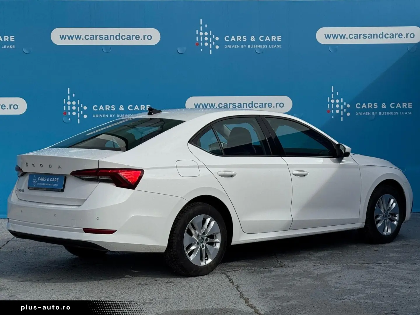 SKODA Octavia 2021 — imagine 4