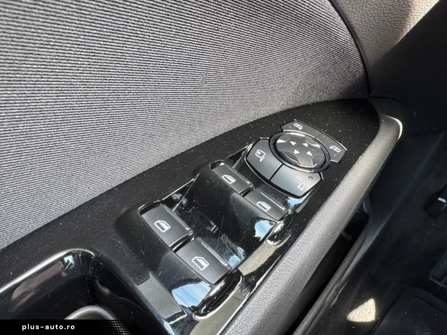 FORD Mondeo 2021 — imagine 17