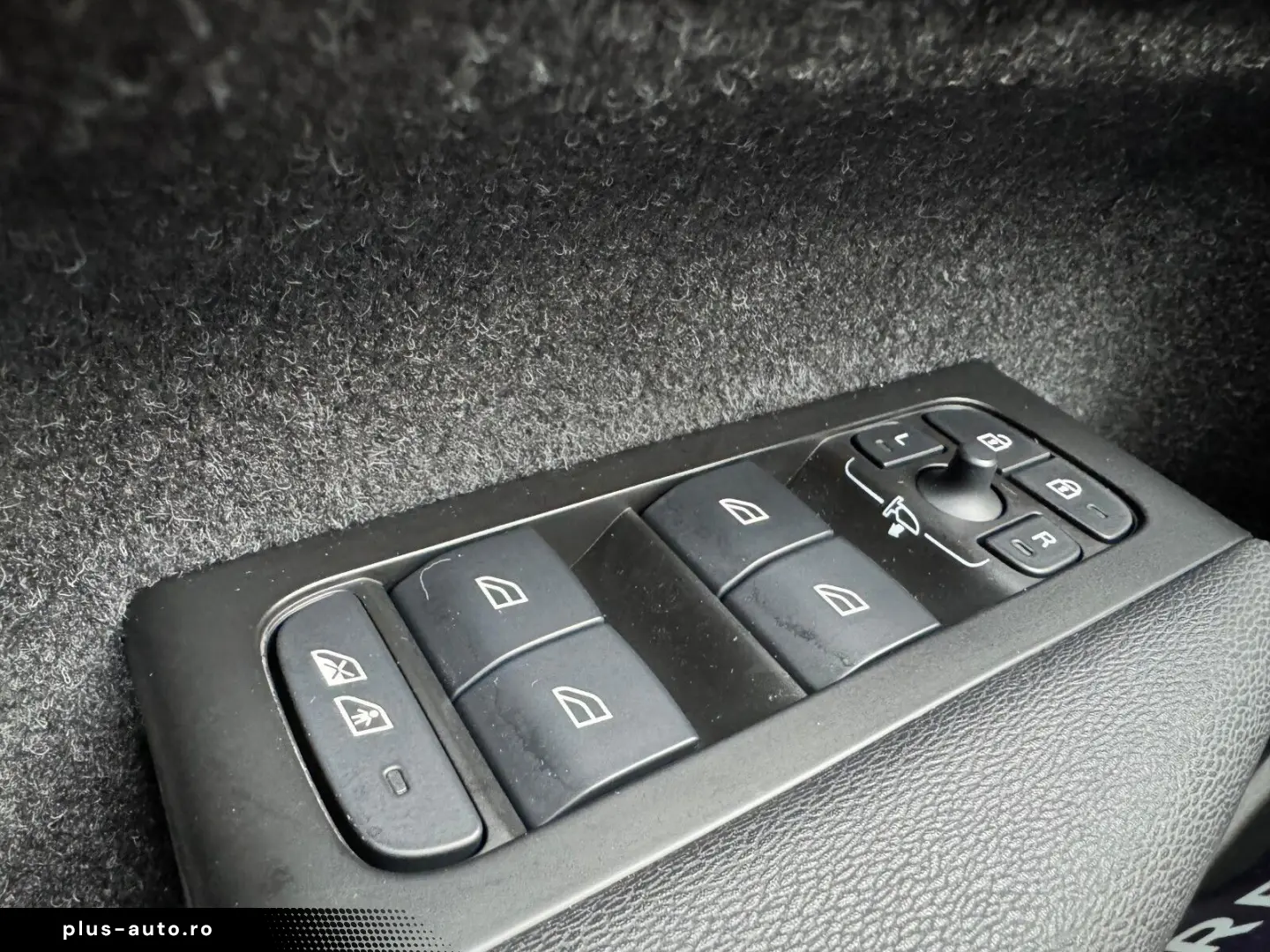 Volvo Xc-40