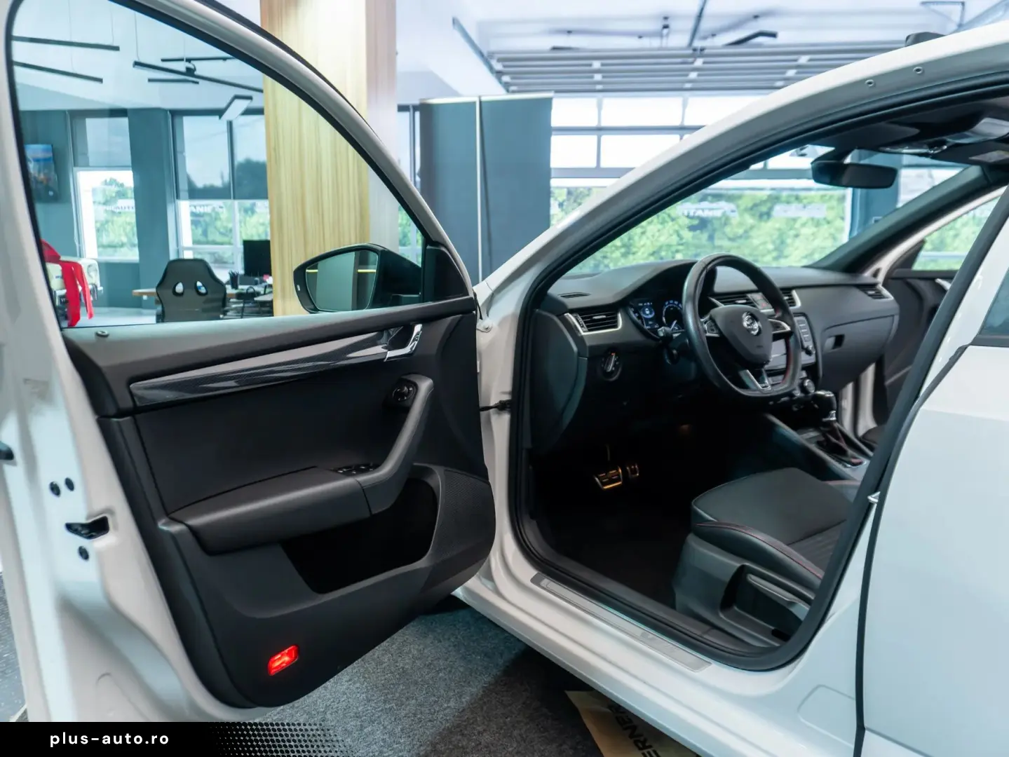 SKODA Octavia 2016 — imagine 24