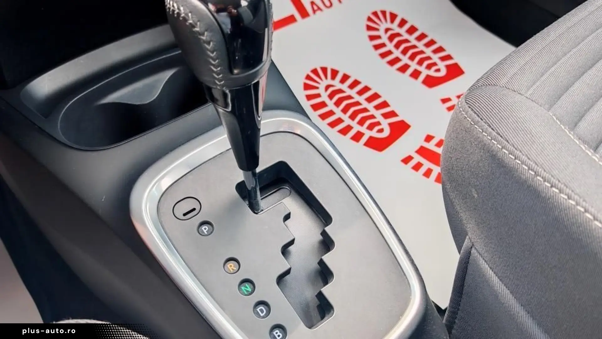 Toyota Yaris Hybrid 2018 Automat - Rate   Credit   Garantie