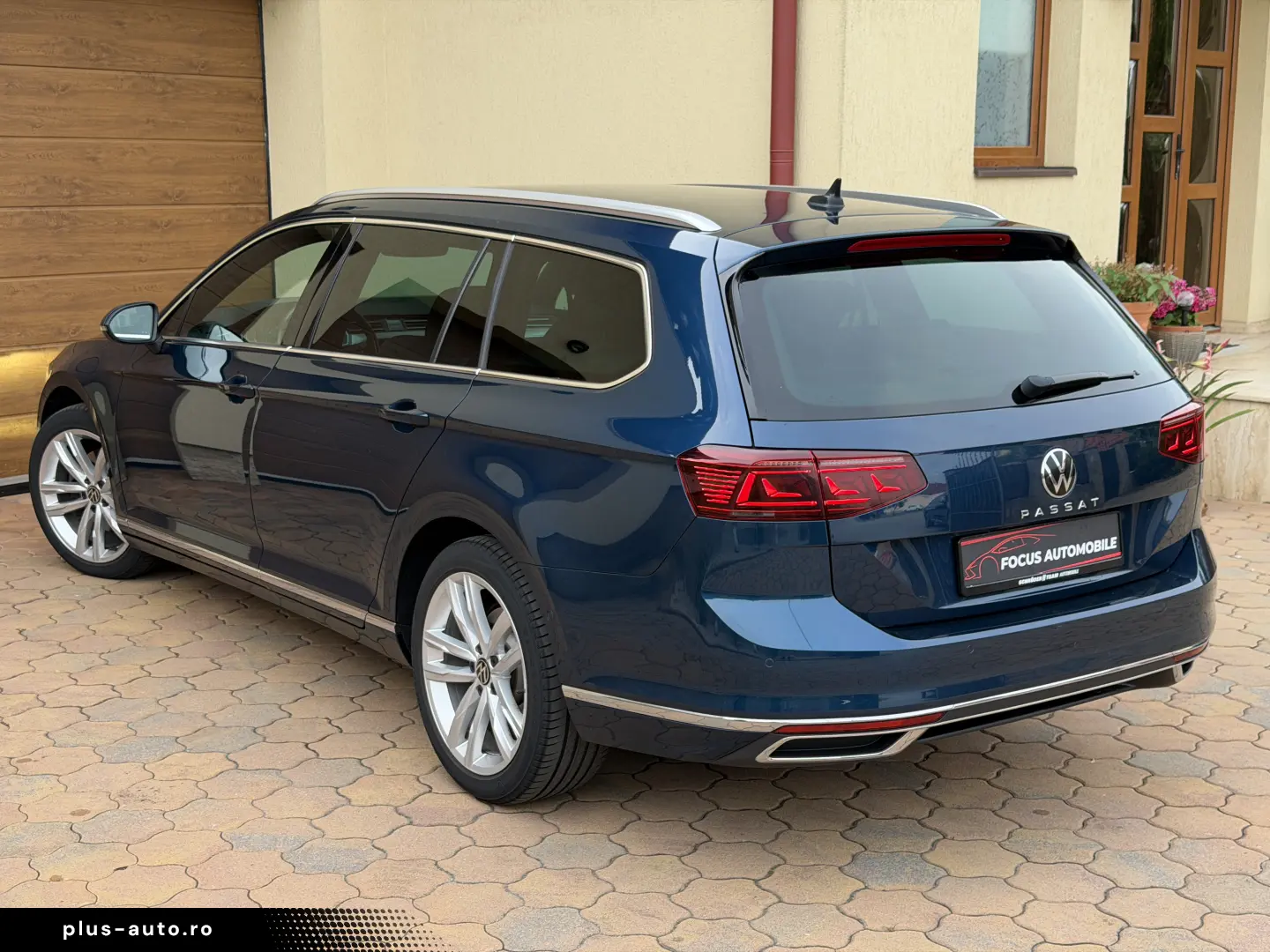 Volkswagen Passat 2.0TDI DSG Elegance   TVA deductibil