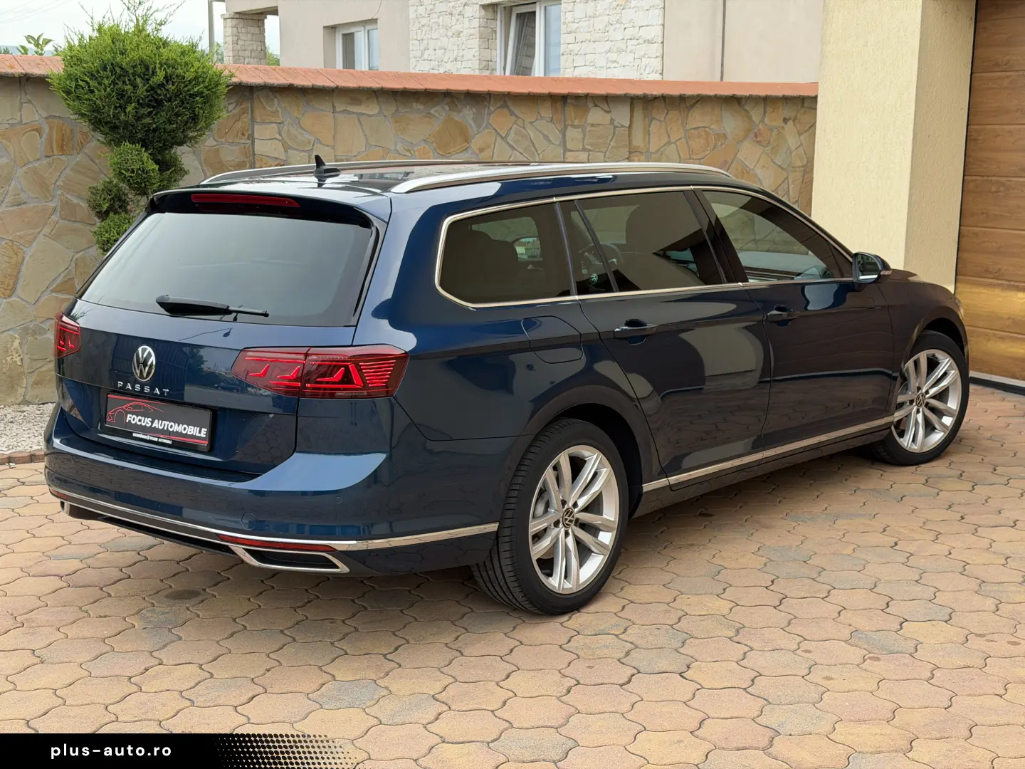 Volkswagen Passat 2.0TDI DSG Elegance   TVA deductibil