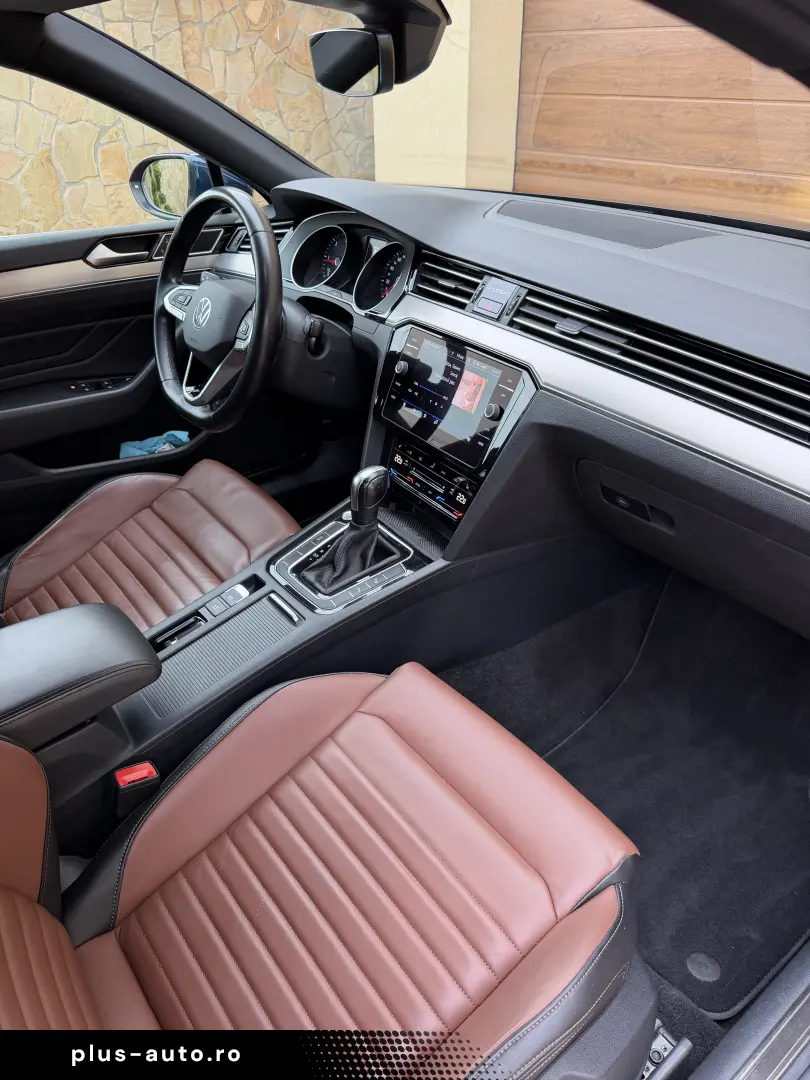 Volkswagen Passat 2.0TDI DSG Elegance   TVA deductibil