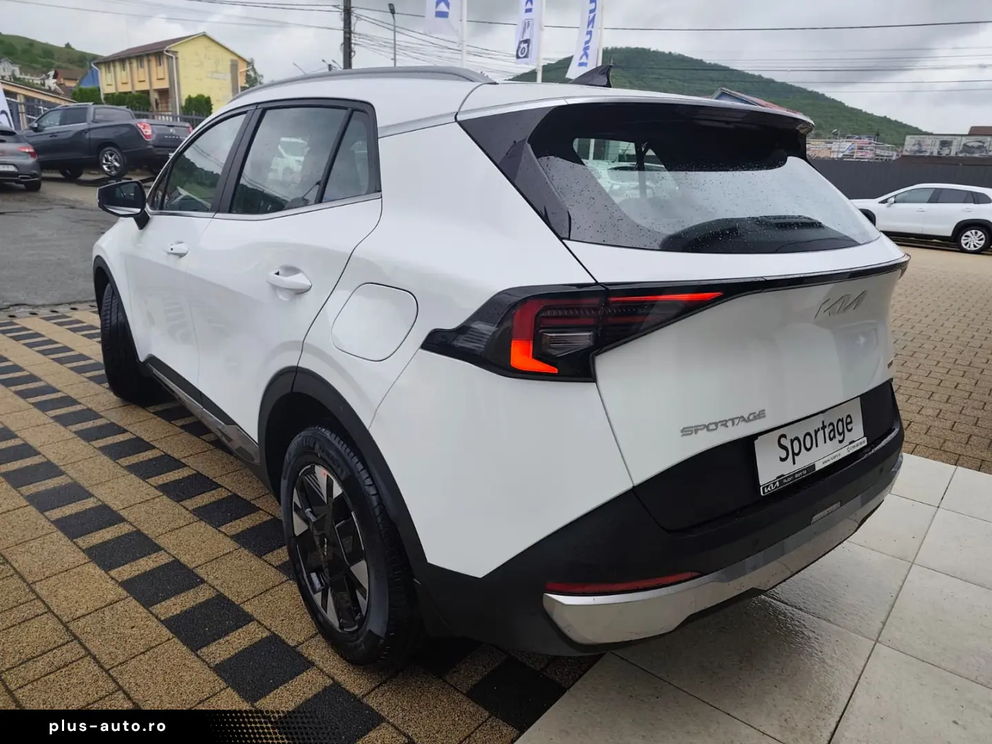 KIA Sportage Hybrid 1.6 T-GDI HEV 239 CP 4x4 Urban 2026