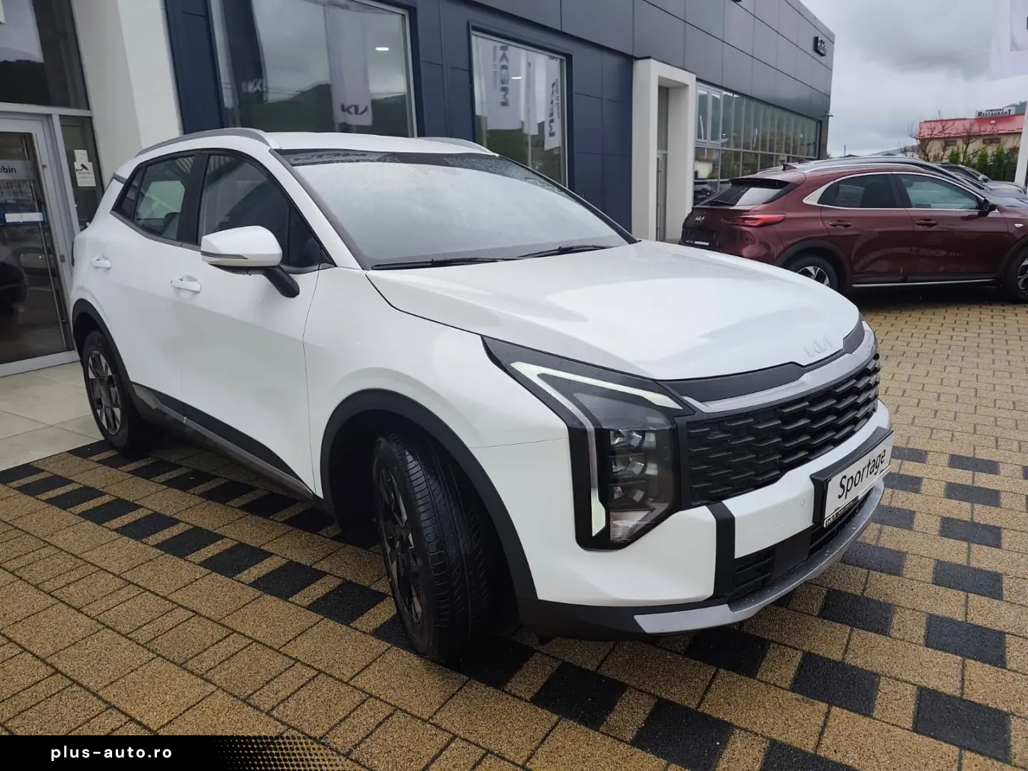 KIA Sportage Hybrid 1.6 T-GDI HEV 239 CP 4x4 Urban 2026