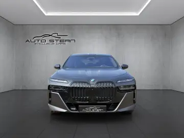 BMW 740d xDrive M SPORT PRO HAL MASSAGE HUD 21