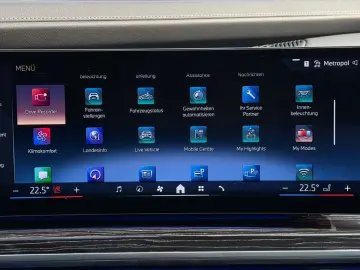 BMW 740d xDrive M SPORT PRO HAL MASSAGE HUD 21
