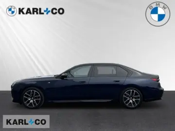 BMW 740 dA xDr. M-SportPRO B&W Executive Lounge TV