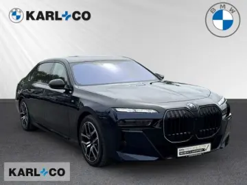 BMW 740 dA xDr. M-SportPRO B&W Executive Lounge TV